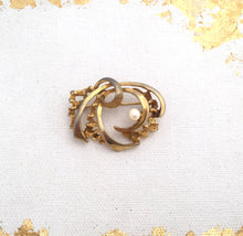 Load image into Gallery viewer, Mid Century Abstract Pearl brooch Gold Tone Textured Gold Brooch, Gold Vintage Brooch Single Pearl Pin