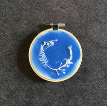 Load image into Gallery viewer, Embroidered Hoop Art Floral Wreath Small Botanical Sun Print Embroidered Wall Art Embroidery Hoop Art