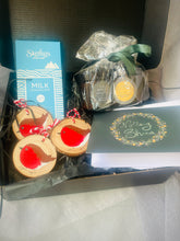 Load image into Gallery viewer, The Luxe Gift Hamper, Perfect Gift Boxes for Christmas
