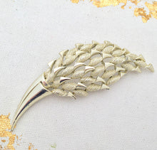 Load image into Gallery viewer, Large Silver CORO Brooch Flower Head Big Silver CORO Brooch Stylised Leaves / Flower
