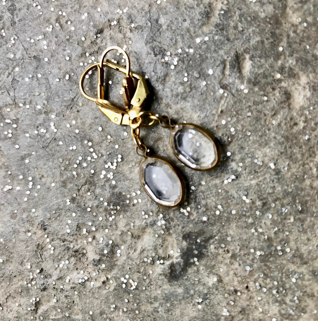 Clear Glass Oval Drop Earrings, Clear Cut Ice Gem & Gold Tone Dangle Earrings, Clear Oval hook earrings, Vintage Acrylic Components