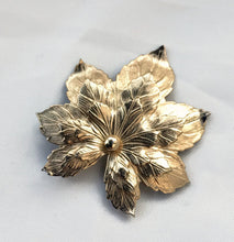 Load image into Gallery viewer, Layered Gold Sycamore Leaf,  Beautiful textured gold leaf vintage brooch
